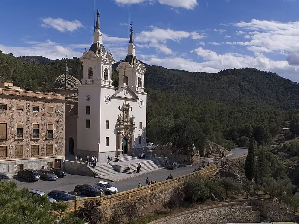 El Santuario de la Fuensanta, en la sierra