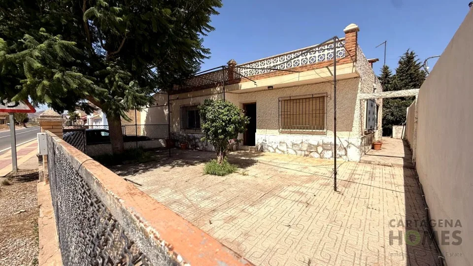 Casa con parcela y frutales en la calle principal de Cuesta Blanca en Cuesta Blanca — foto 5