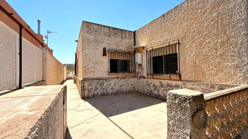 Casa con parcela y frutales en la calle principal de Cuesta Blanca en Cuesta Blanca — foto 10