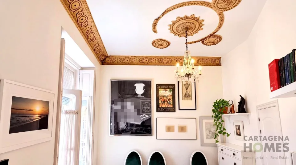 Cinco balcones sobre Santa Florentina en Casco Historico — foto 10