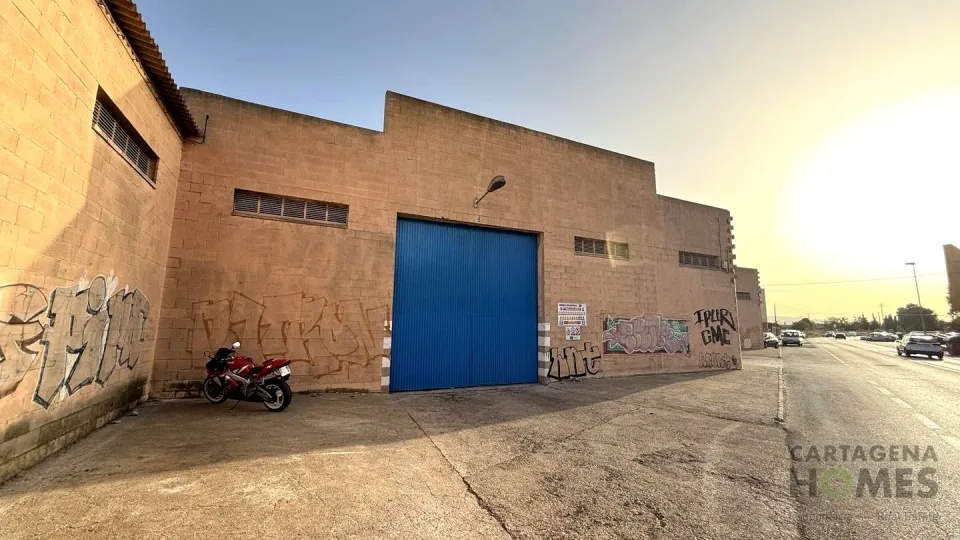 Más de 1.500 m² diáfanos a un paso de Cabezo Beaza en Torreciega — foto 8