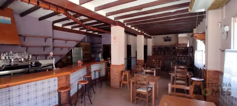 Monta Tu Negocio en Cartagena Centro — en venta